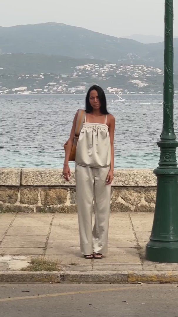 Pantsy Pant - Oyster