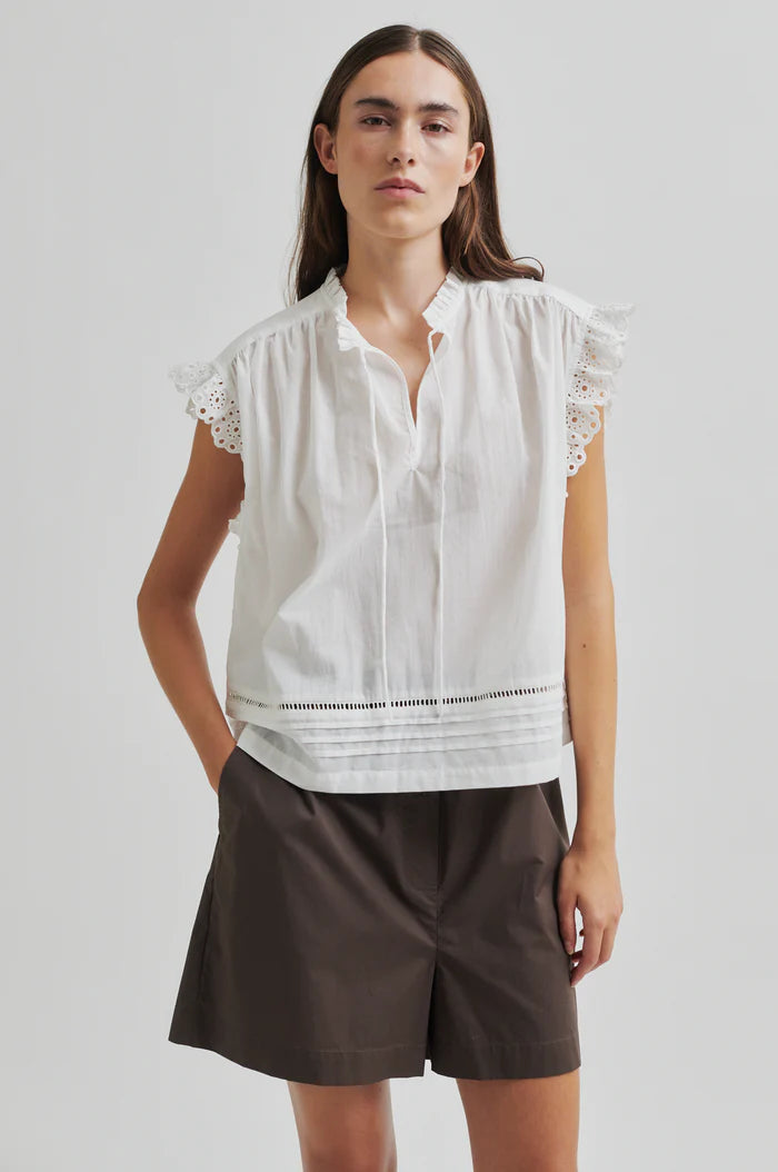 Limona Broderie Top