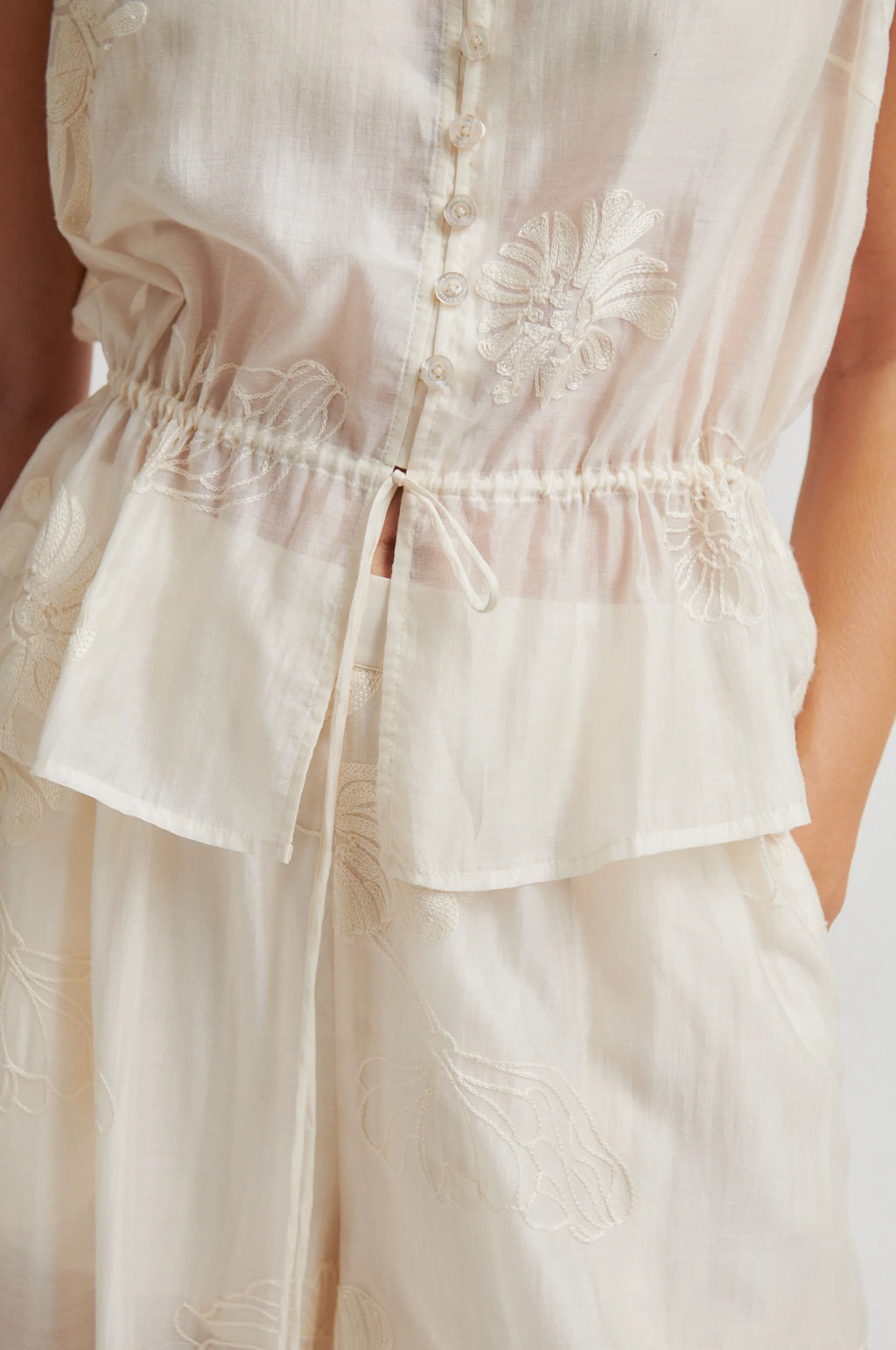Vira Sleeveless Top