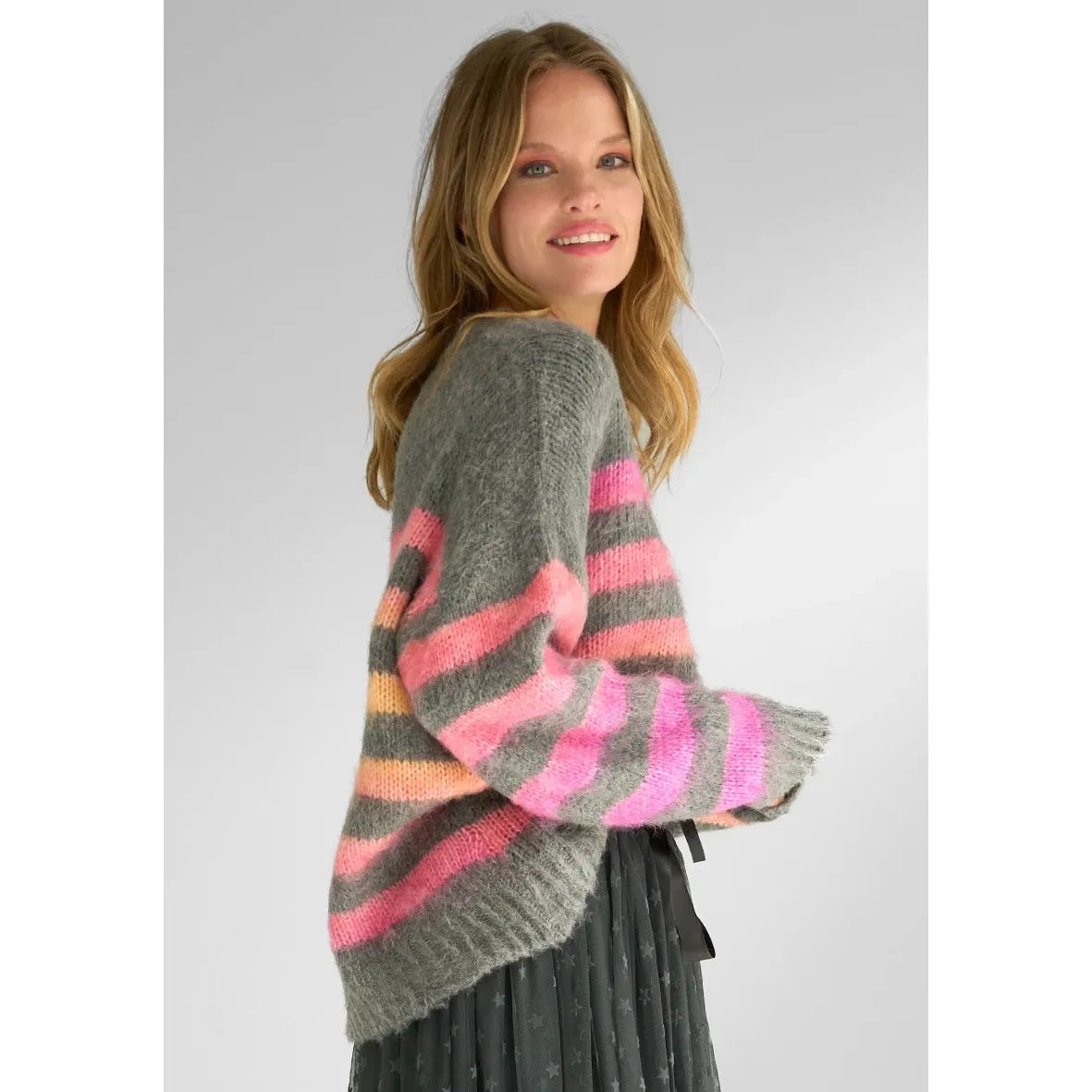Round neck Stripe Pullover