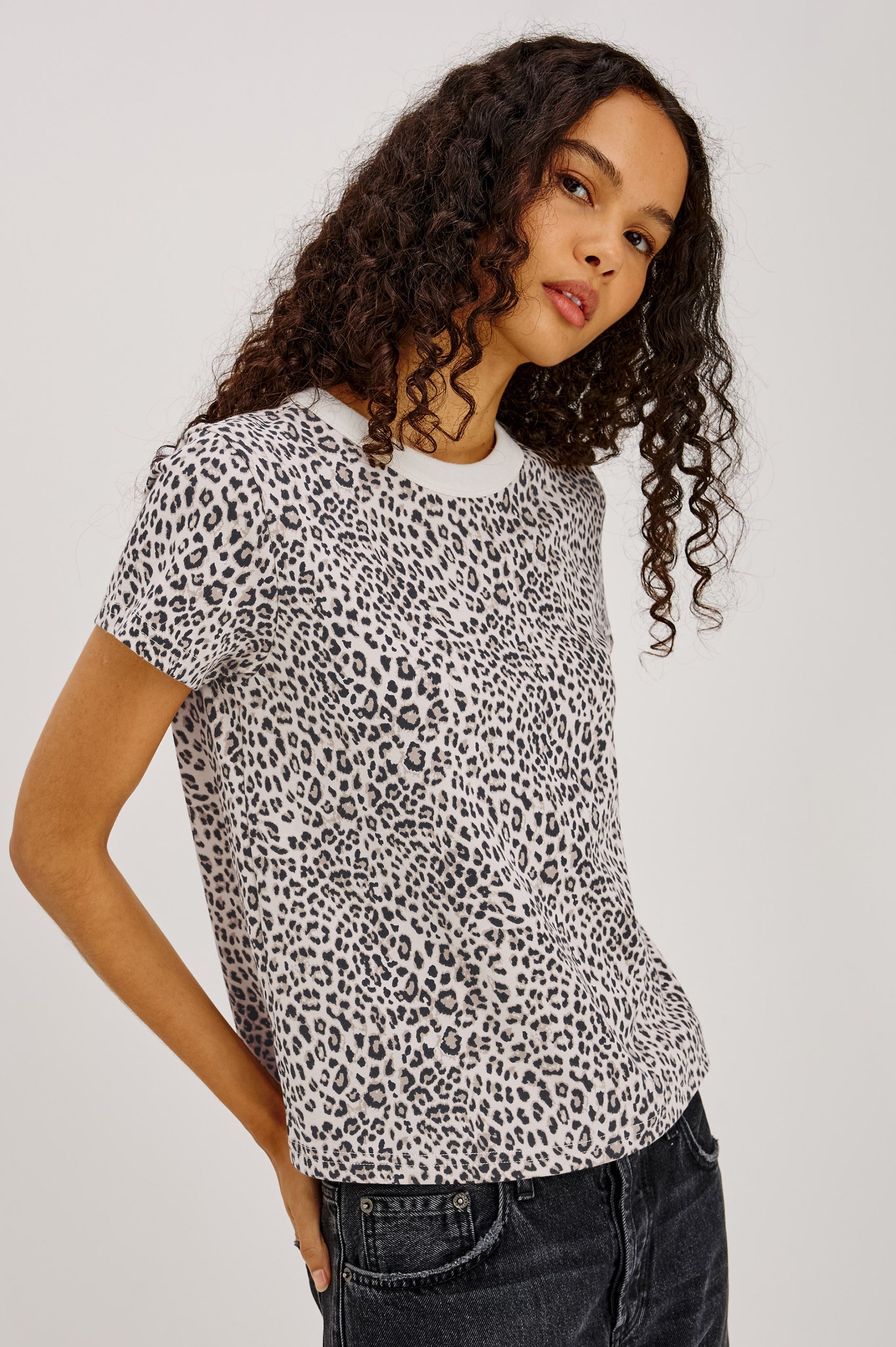 Girlfriend Tee - Ecru Cheetah
