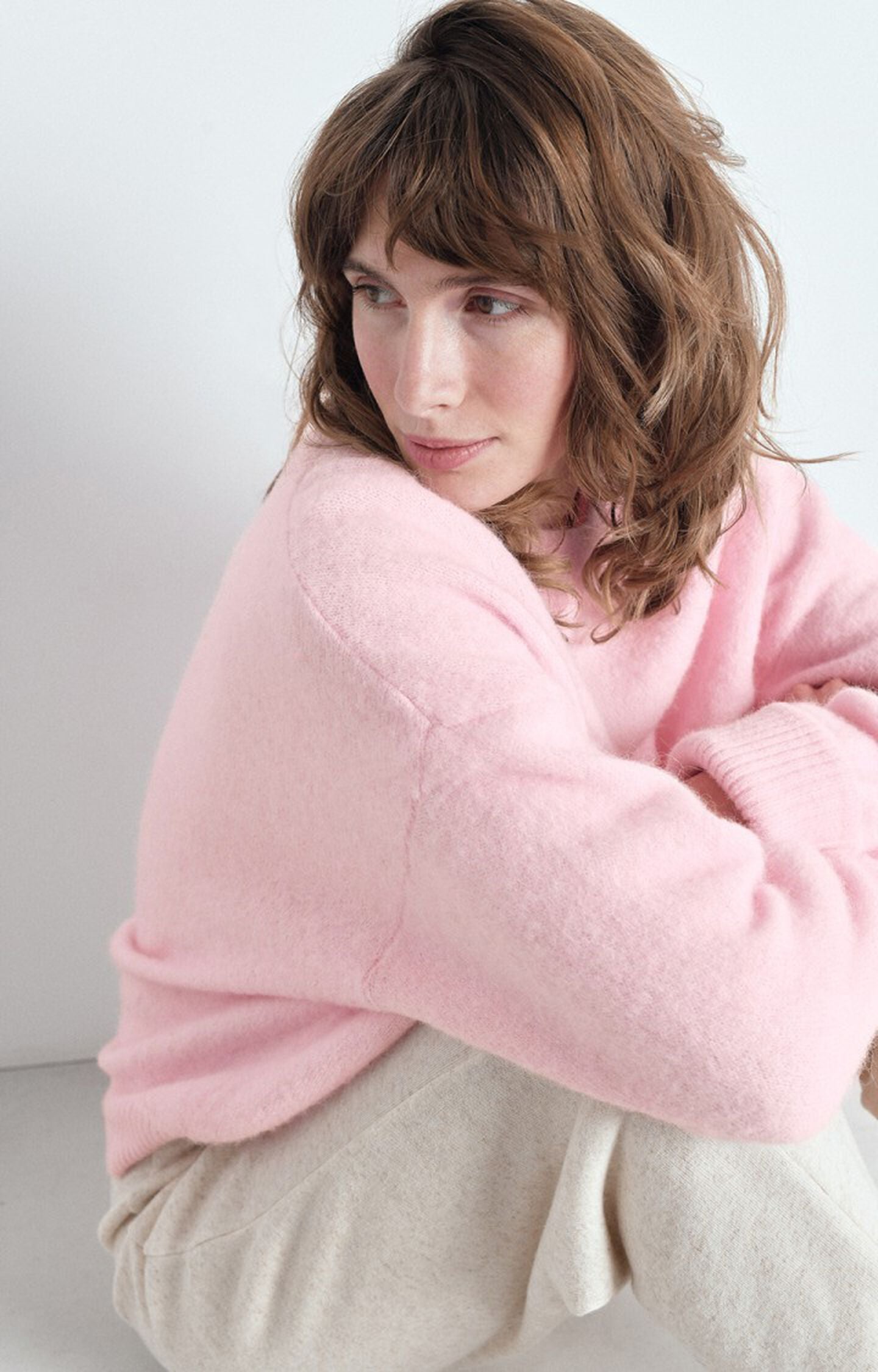 Vitow  Sweater - Sugar Almond