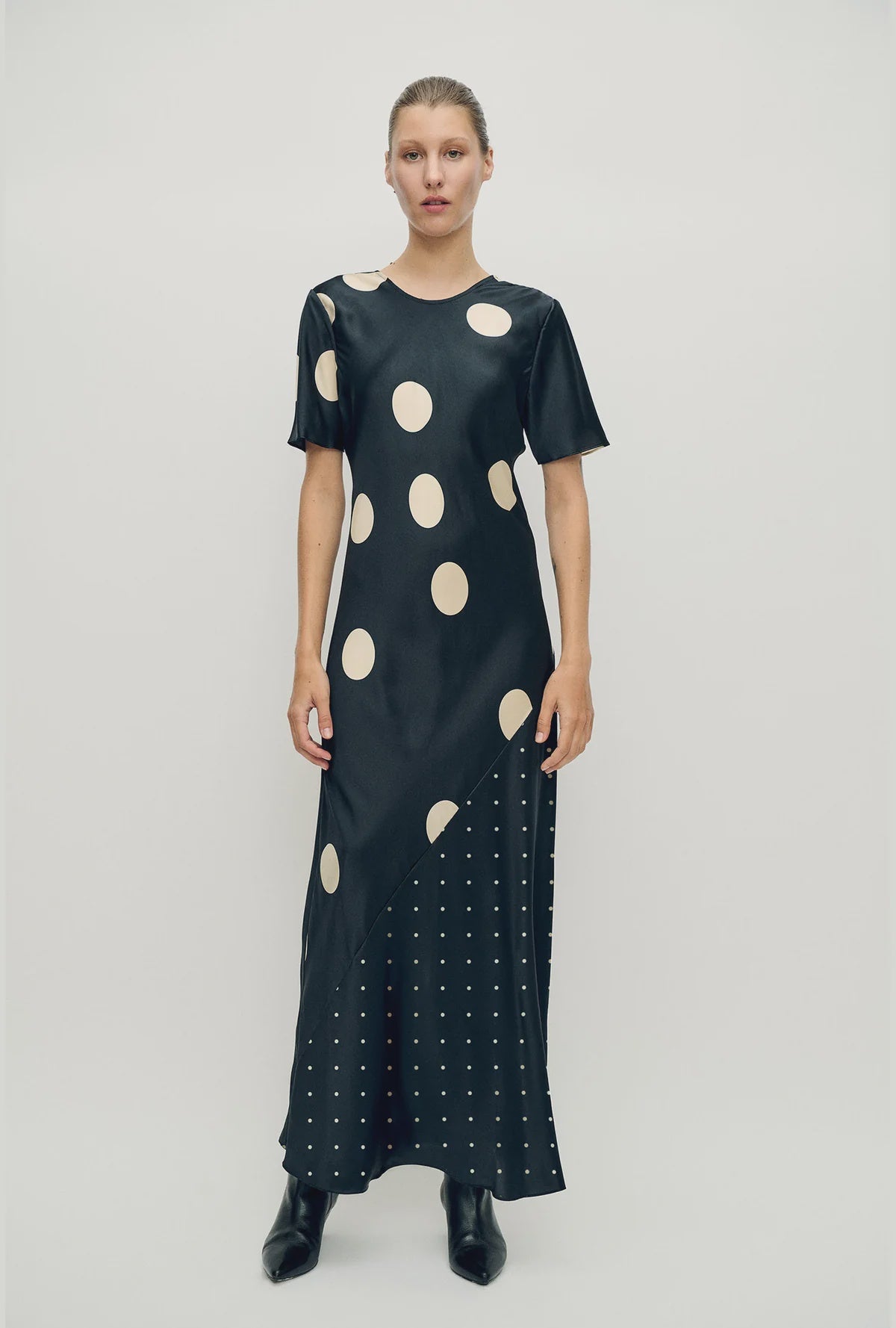 Short Sleeve Bias Dress - Large Polka Dots