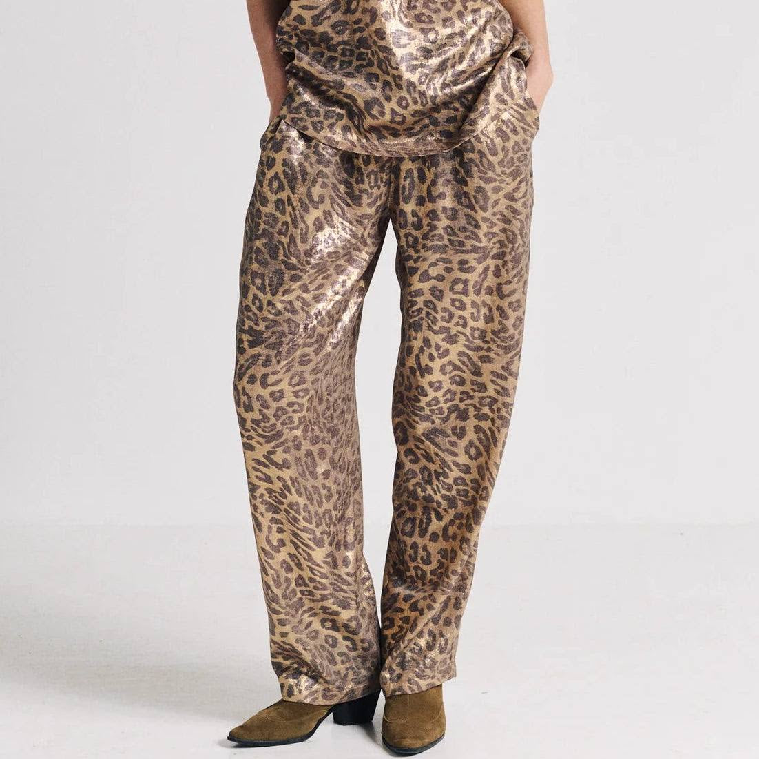 Plum Pants - Beige/Gold