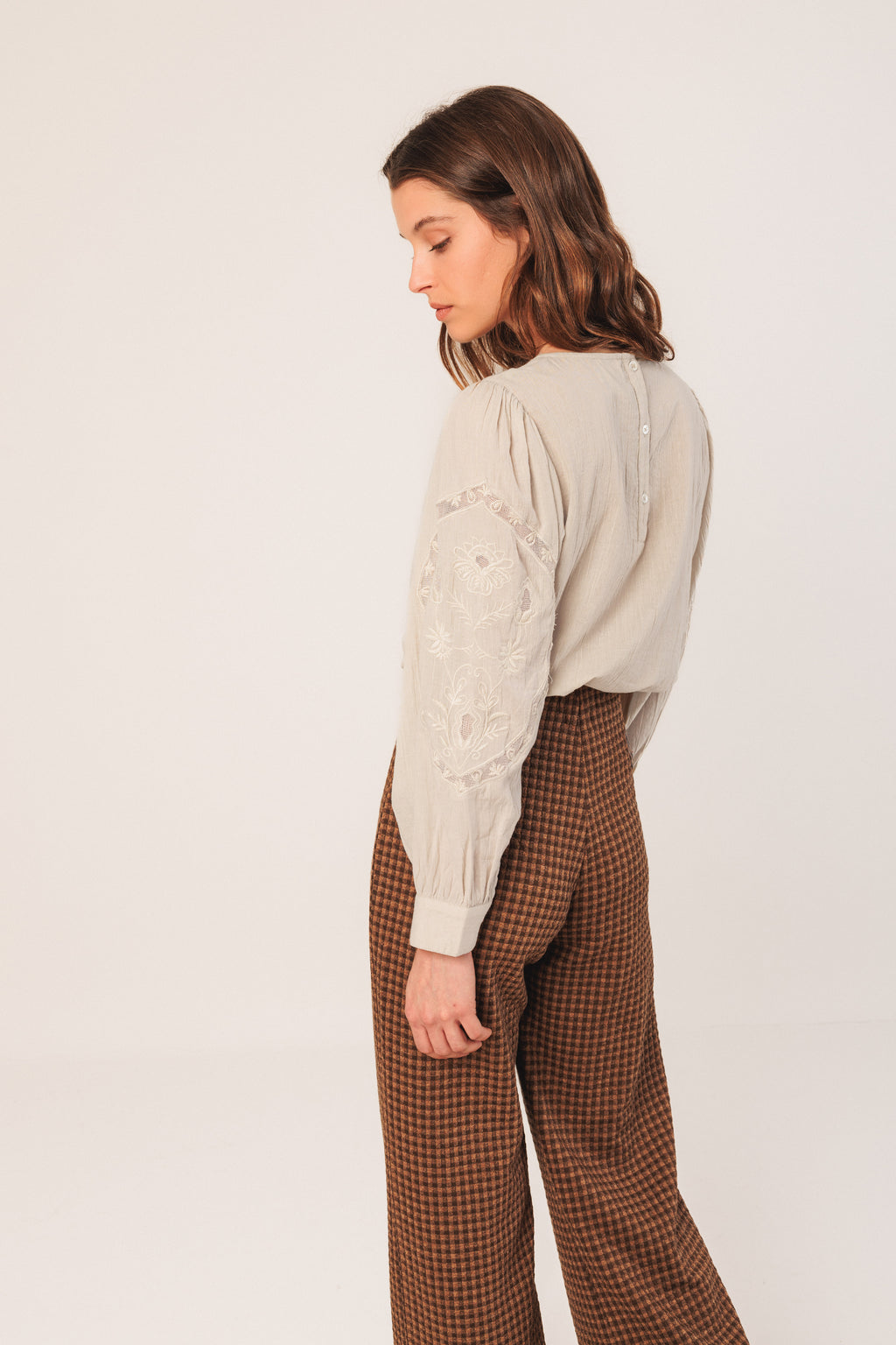 Round Neck Blouse with Lacework