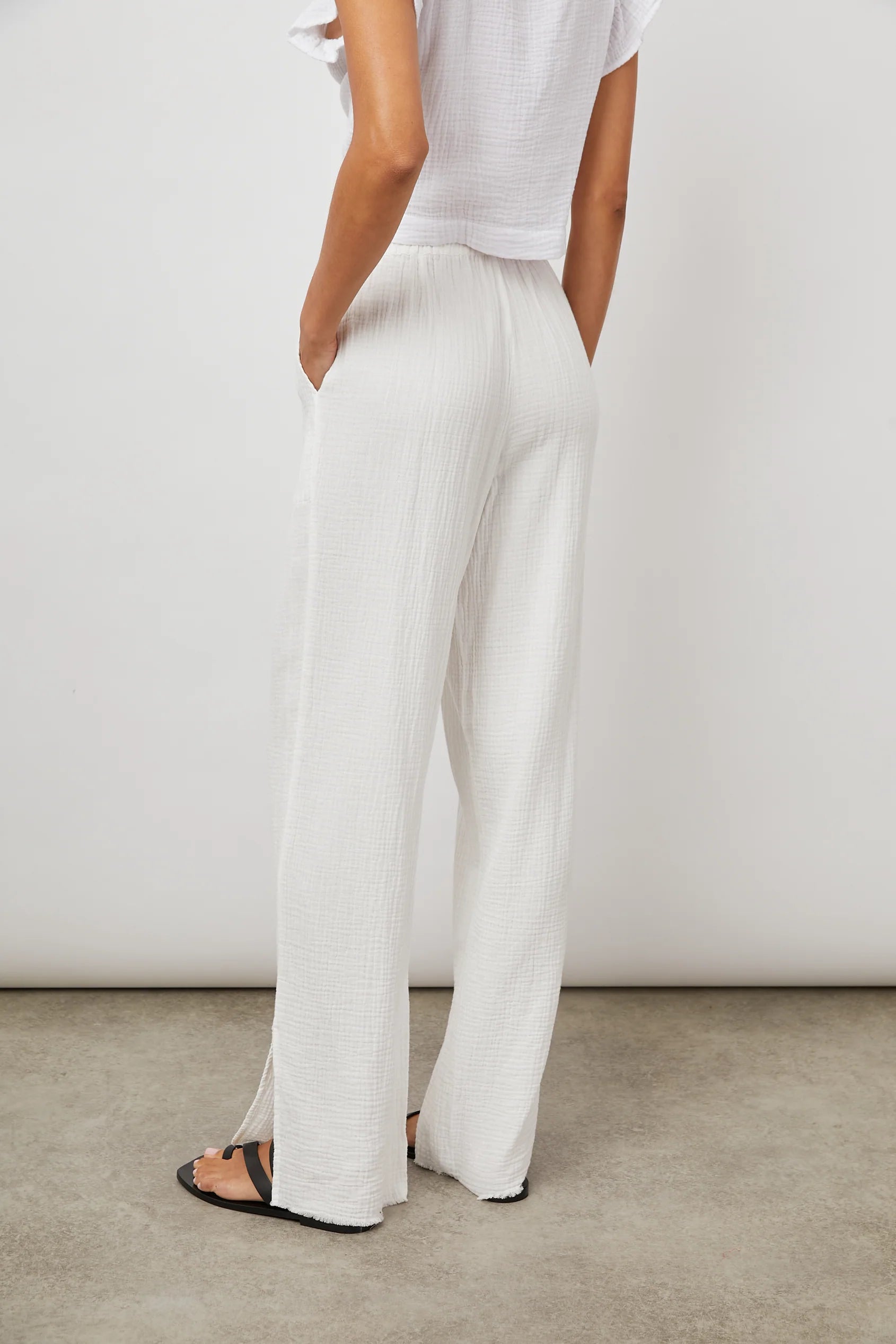 Leon Pant - White