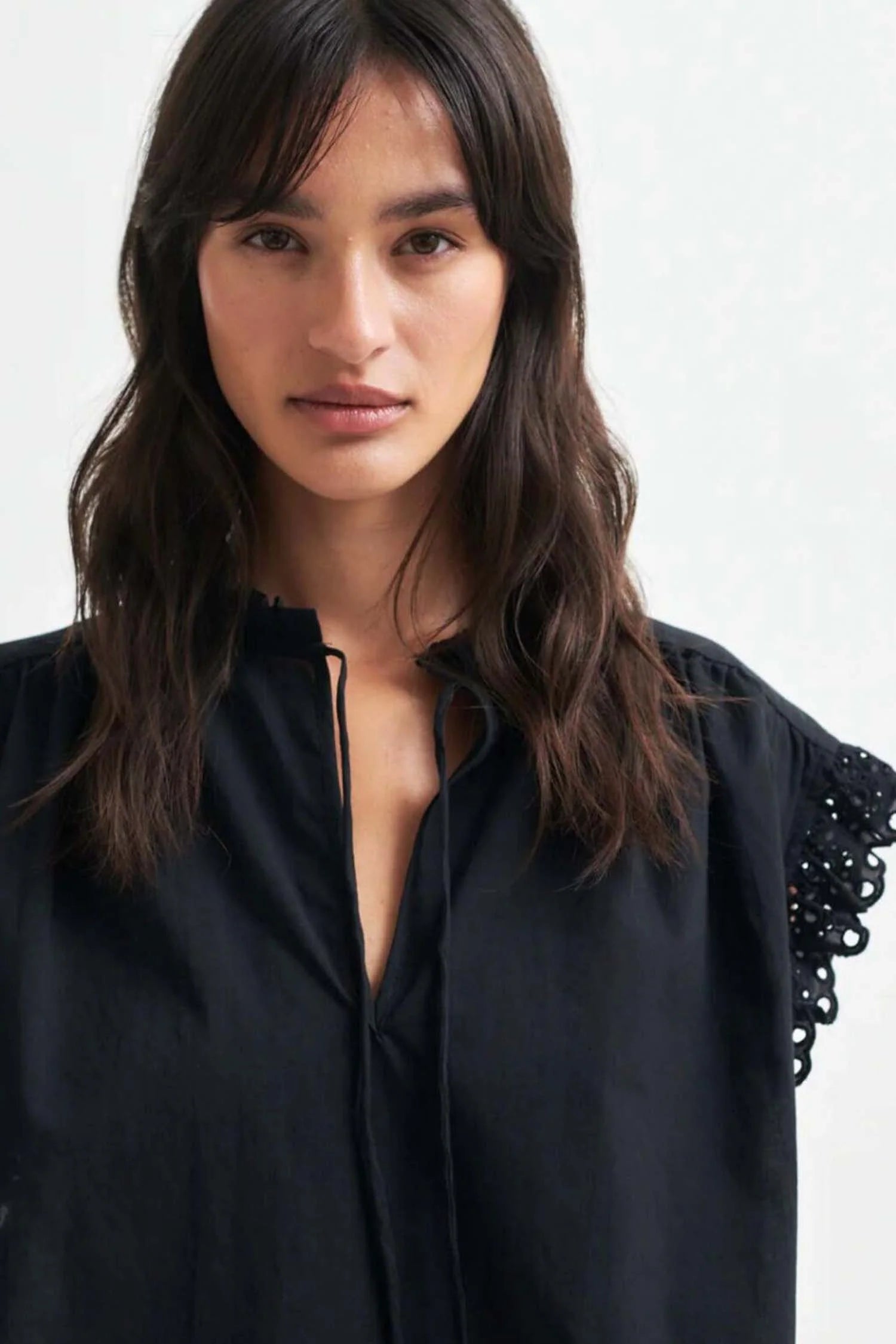 Limona Broderie Top