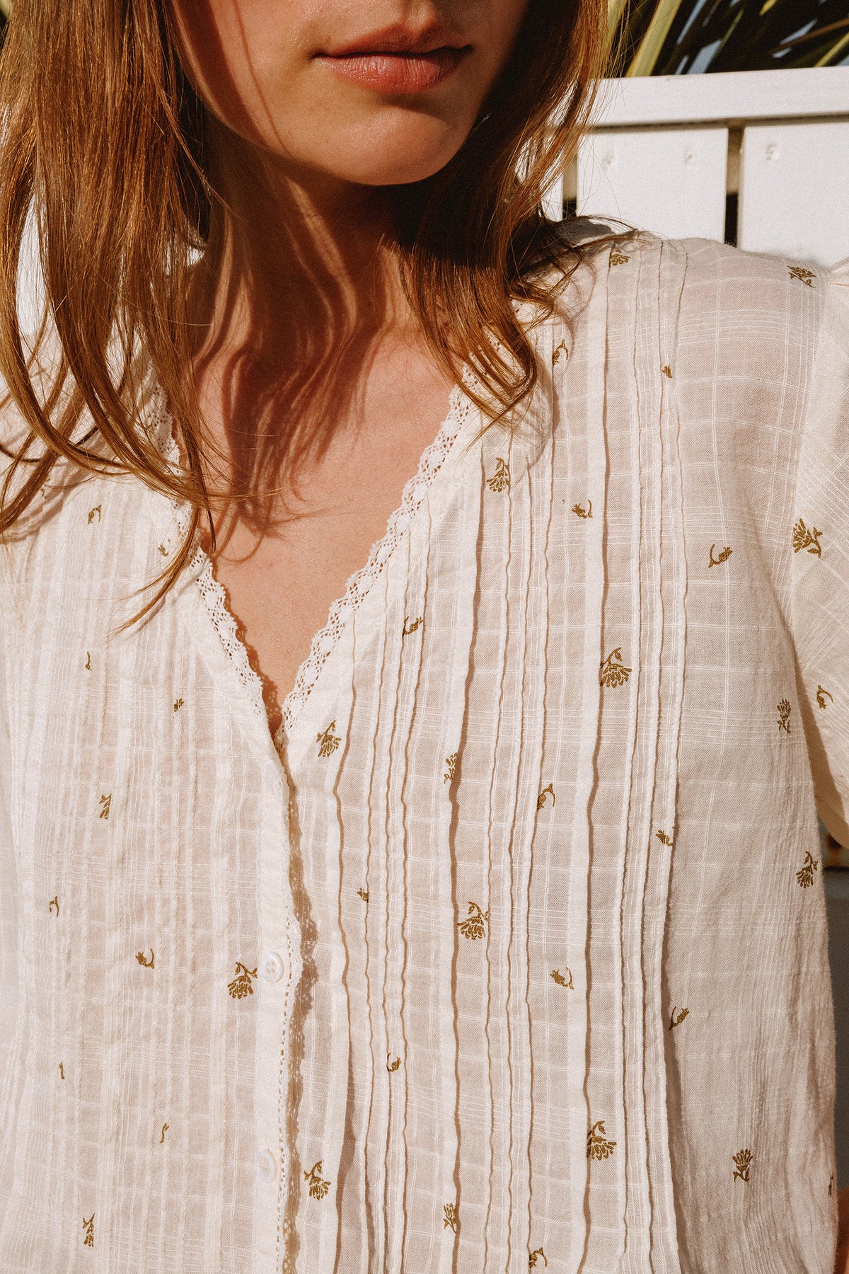 Boxy Schiffli Shirt