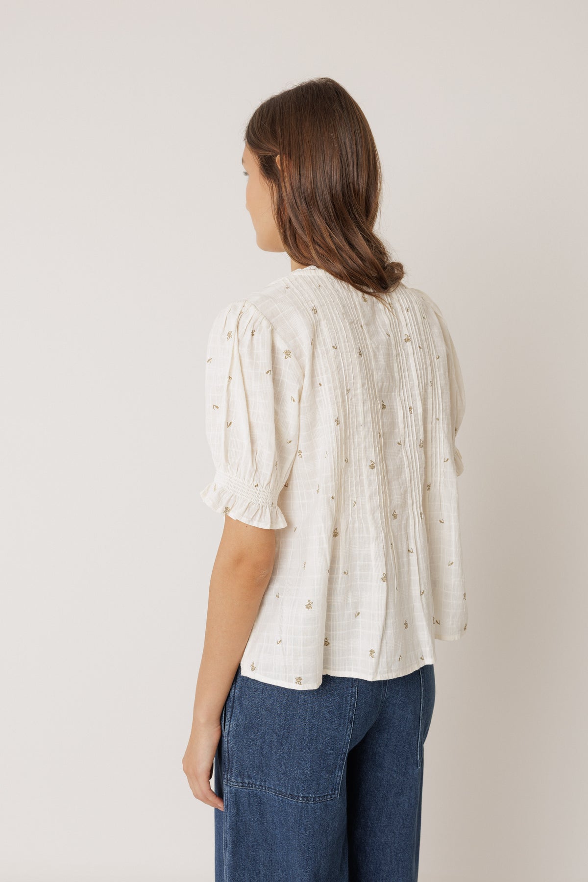 Boxy Schiffli Shirt
