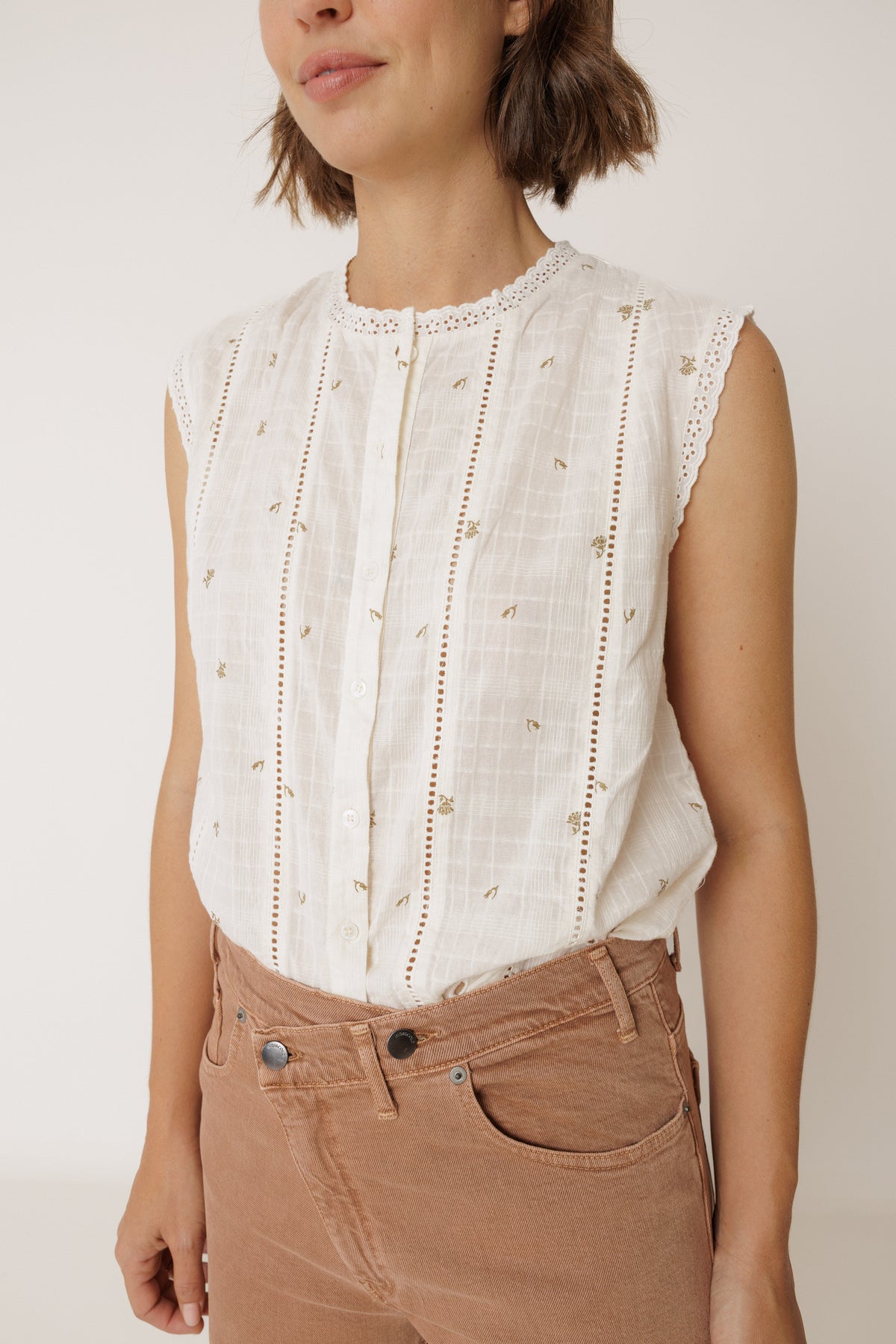 Sleeveless Cotton Dobby  Blouse