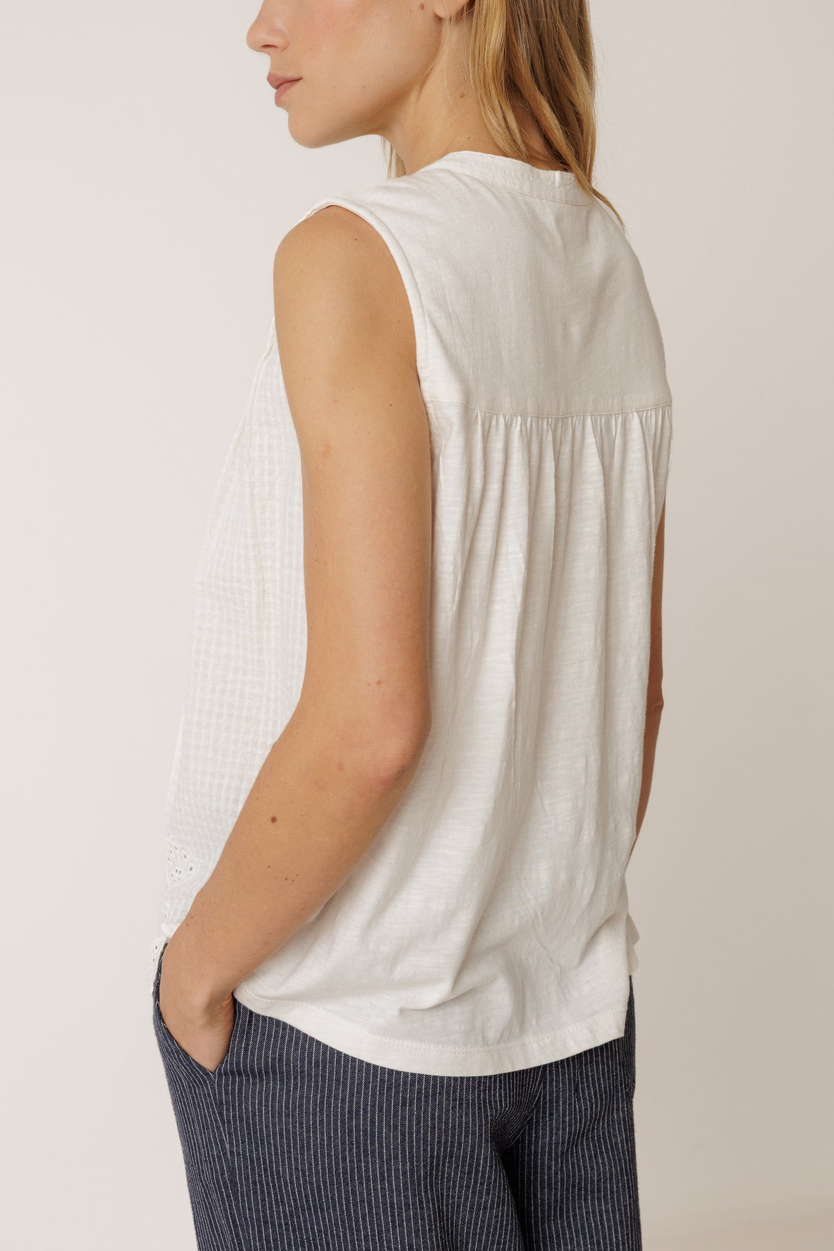 Camiseta Tee