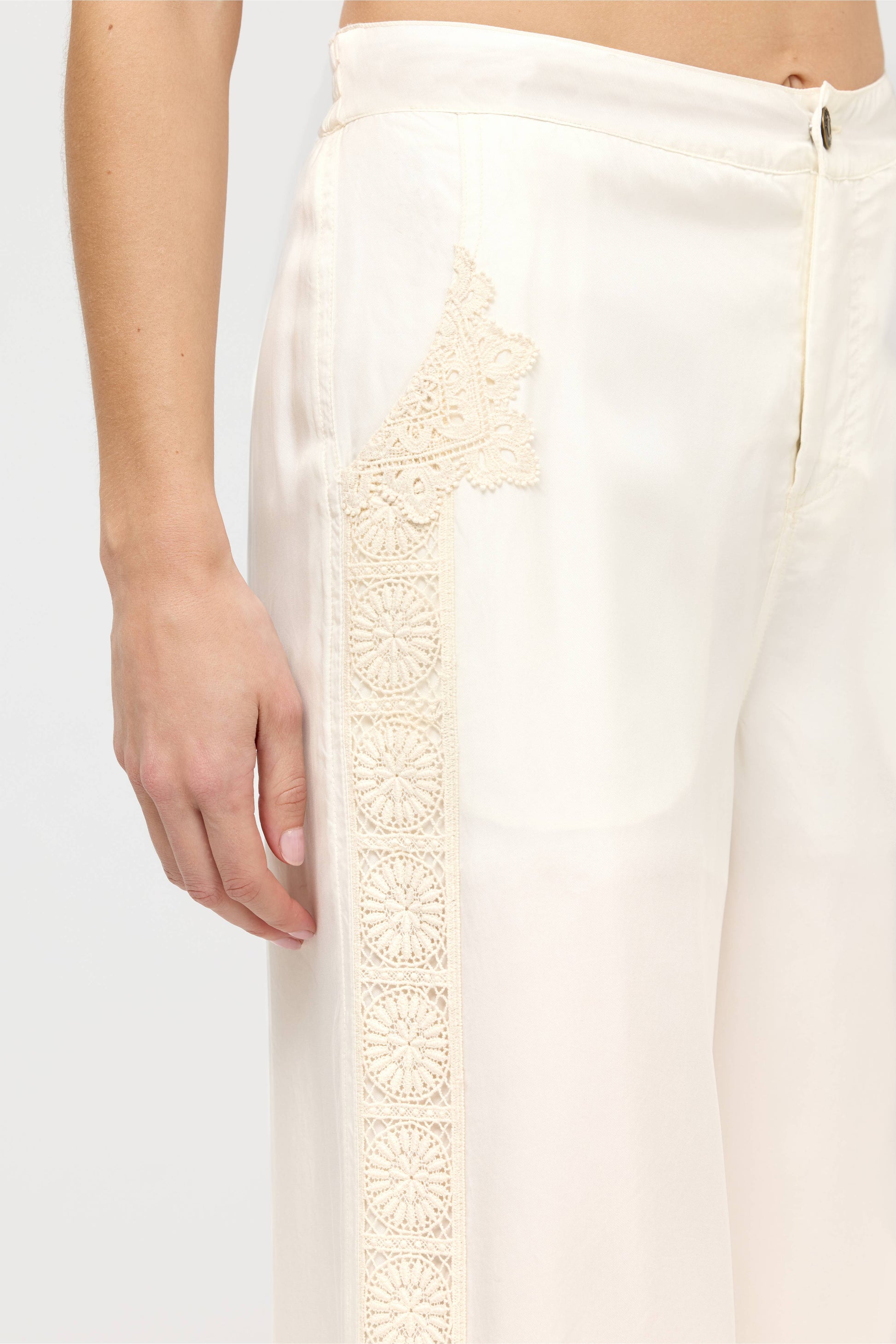 Lauchlen patched pant - Natural