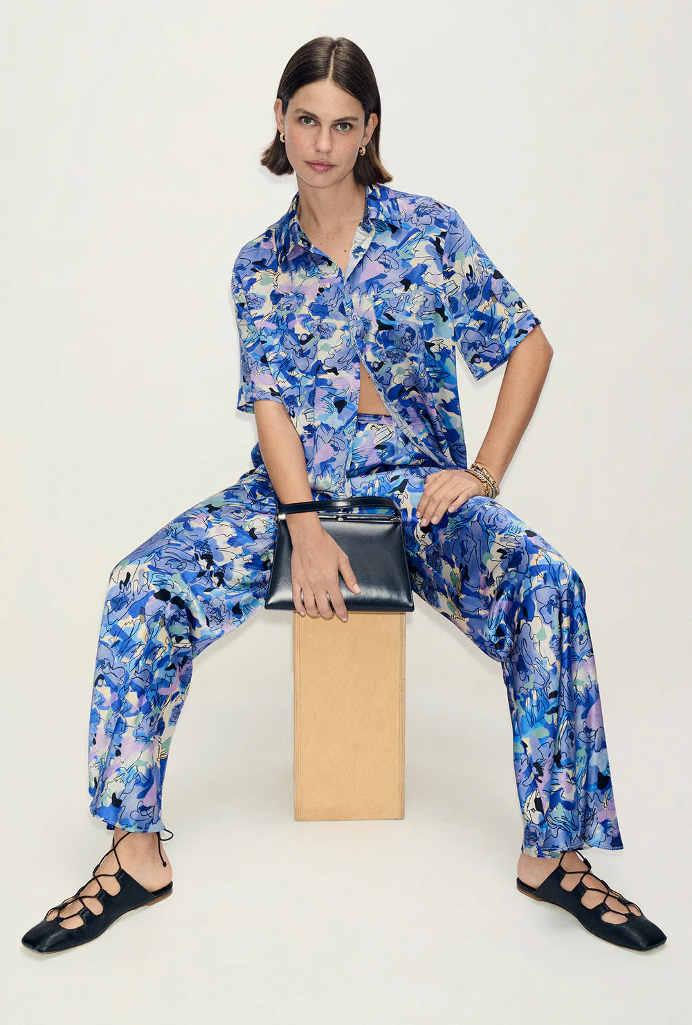 S/S Boyfriend Shirt - Cornflower Floral