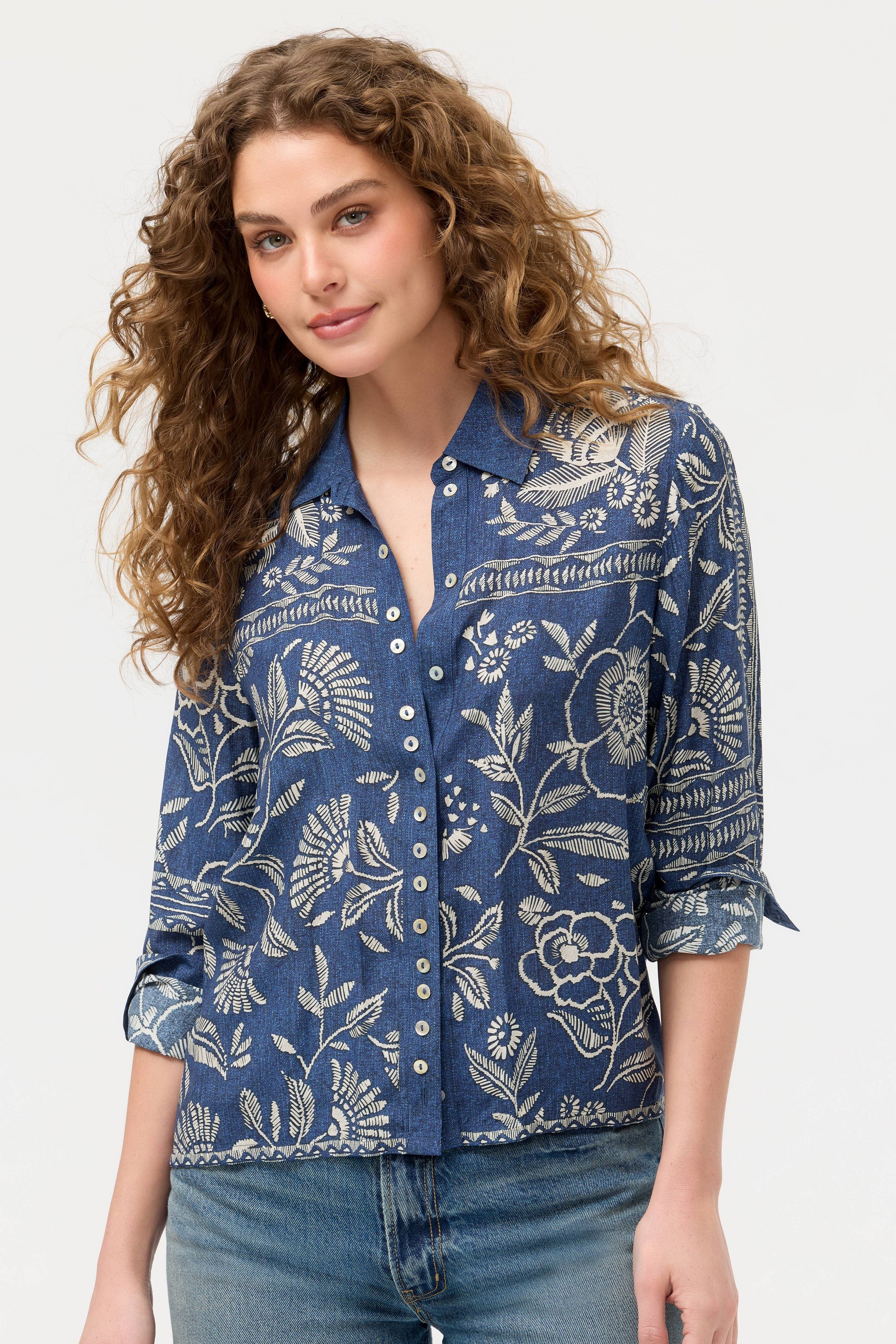 Button Shirt - Vaelis