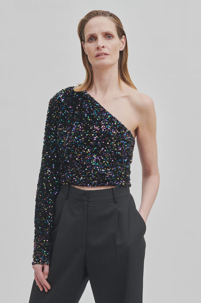 Wintermalia One Shoulder Top