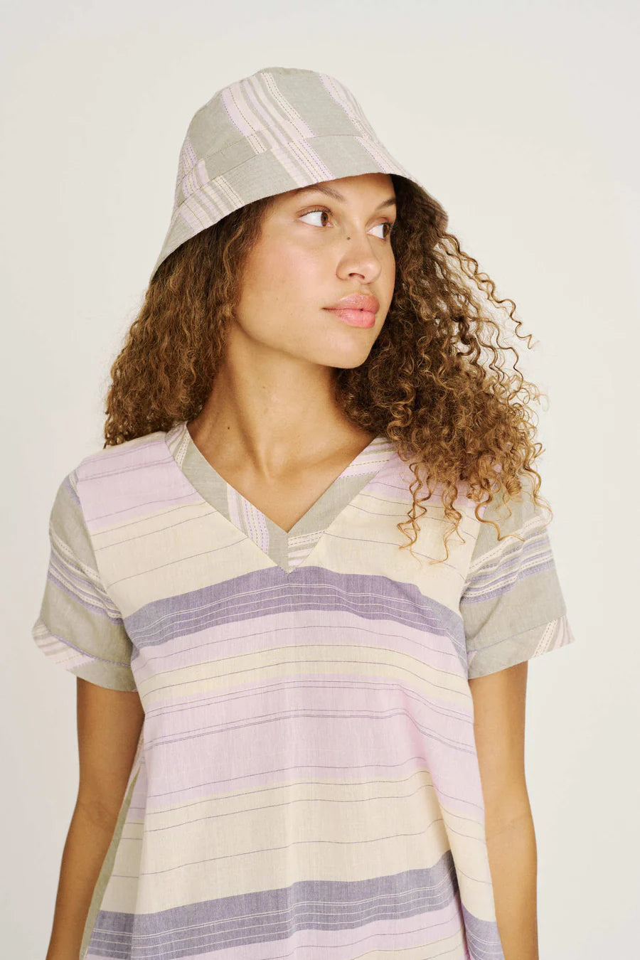 Mio Bucket Hat - Flax