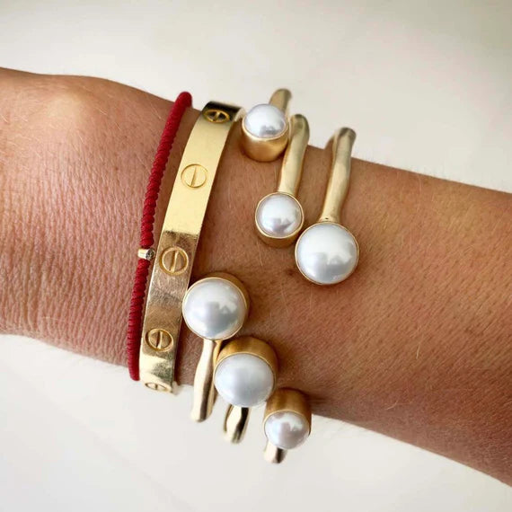 Pearl cuffs shop