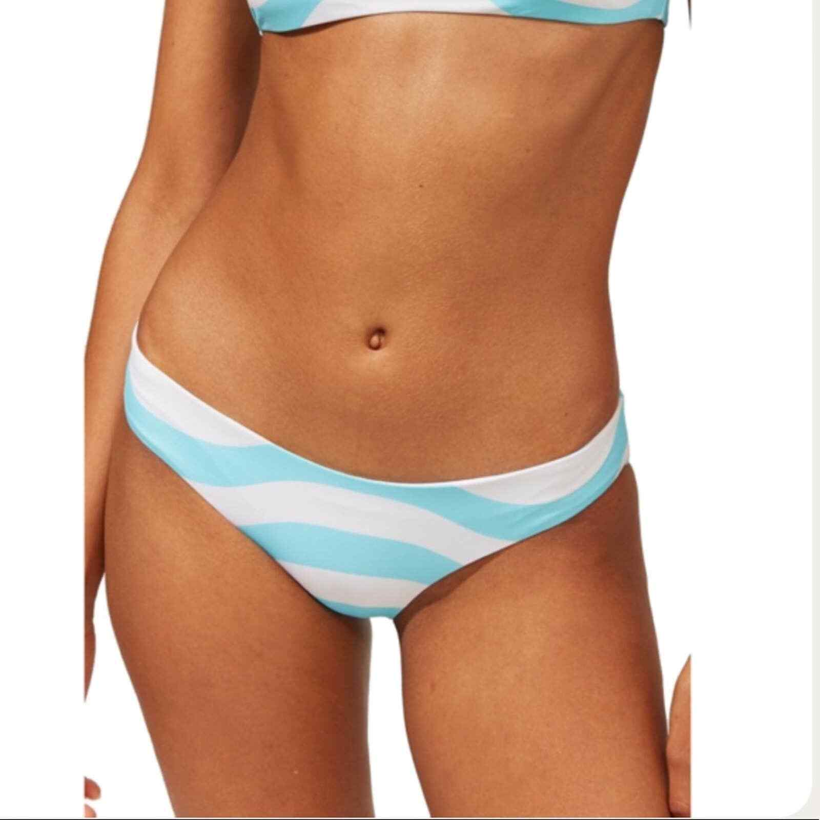 Elle Bikini