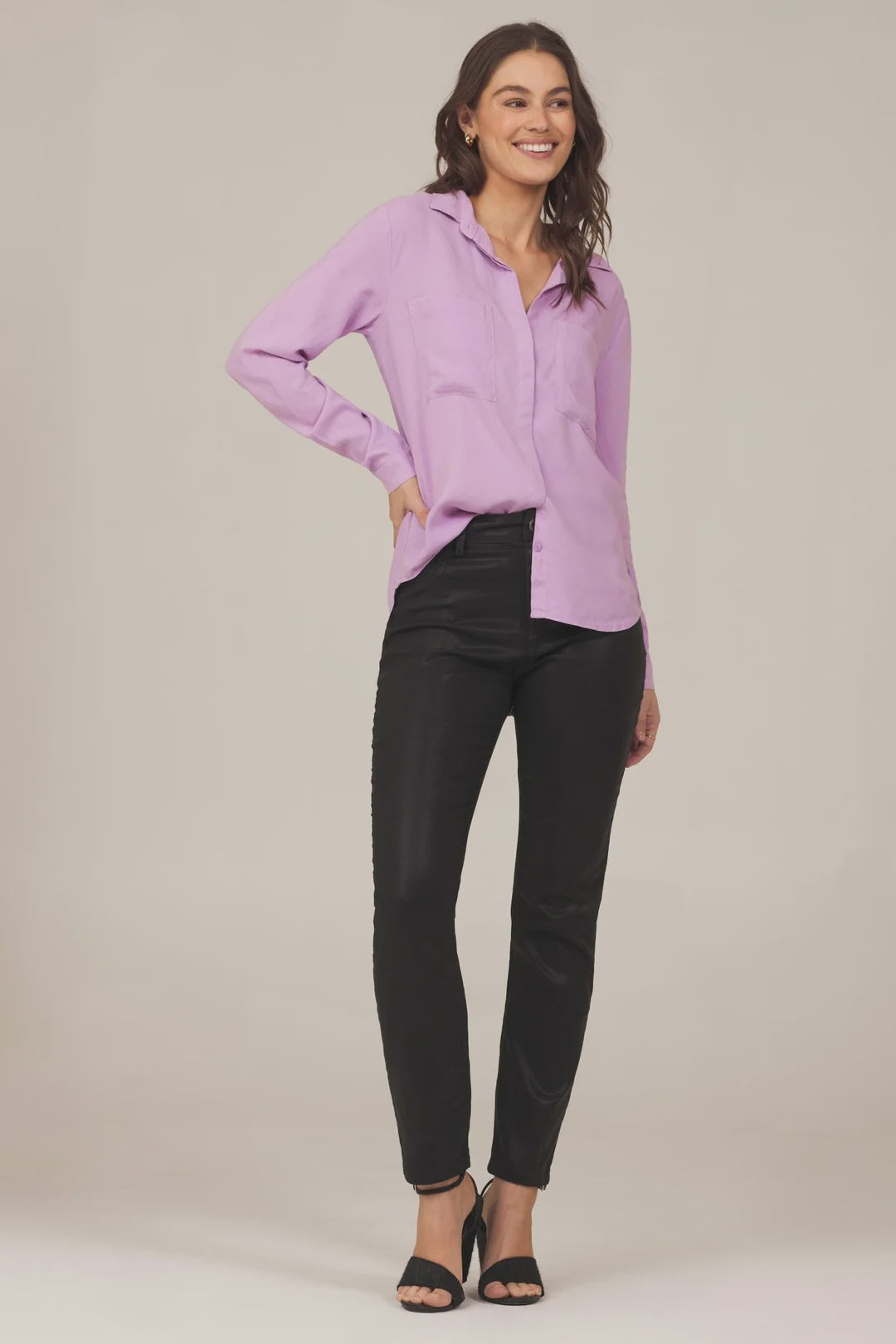 Two Pocket Classic Button Down - Orchid Blush